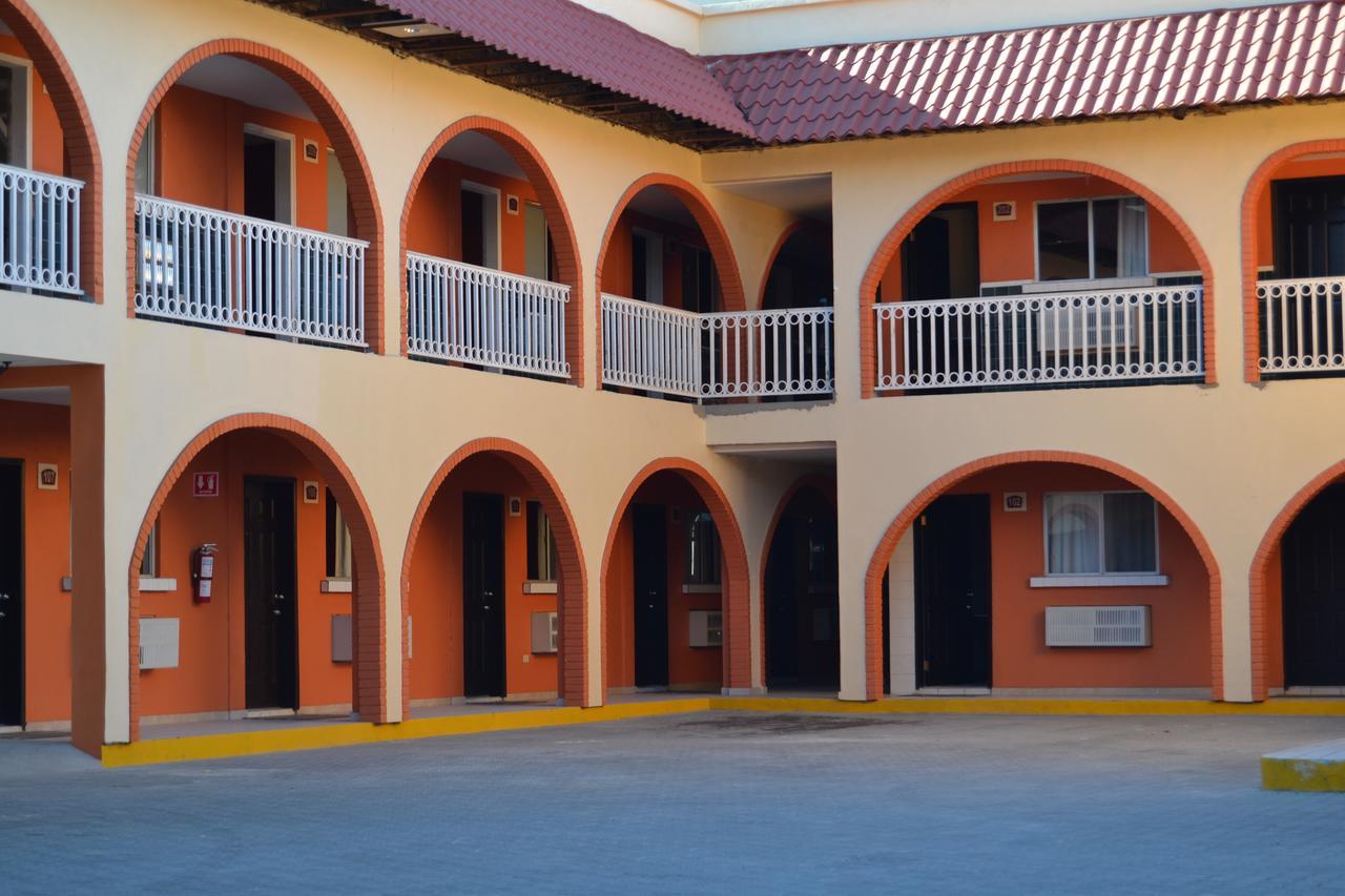 Las Torres Hotel Mexicali Eksteriør billede